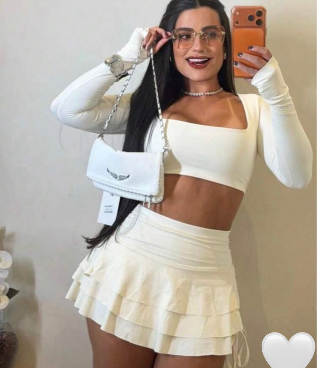 Mini saia com cropped